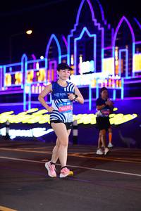 BIB: 09997
                            <button type="button" onclick="openModal(22916439)" class="btn btn-primary btn-sm float-right btn-popup" data-toggle="modal" data-target=".modal-high-quality">
                        <i class="fas fa-shopping-cart"></i> Add to Cart
                    </button>
                                            <button type="button" onclick="isThisMe(22916439, true)" class="btn btn-success btn-sm float-right btn-popup btn-isme hidden" data-toggle="tooltip" data-placement="bottom" title="นี่คือรูปของคุณใช่ไหม คลิกที่นี่เพื่อเอาเข้าอัลบั้ม">
                        <i class="fas fa-plus"></i> Add to album
                    </button>
                    <button type="button" onclick="isThisMe(22916439, false)" class="btn btn-warning btn-sm float-right btn-popup btn-isnotme hidden">
                        <i class="fas fa-ban"></i> Remove from album
                    </button>